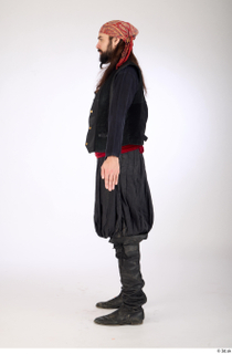 Photos Turgen Pirate A pose whole body 0003.jpg